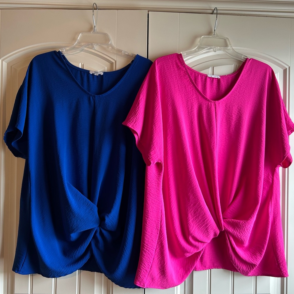 Chic Soul “Hiding My Heart” Women's Blue and Pink Knotted Tops
